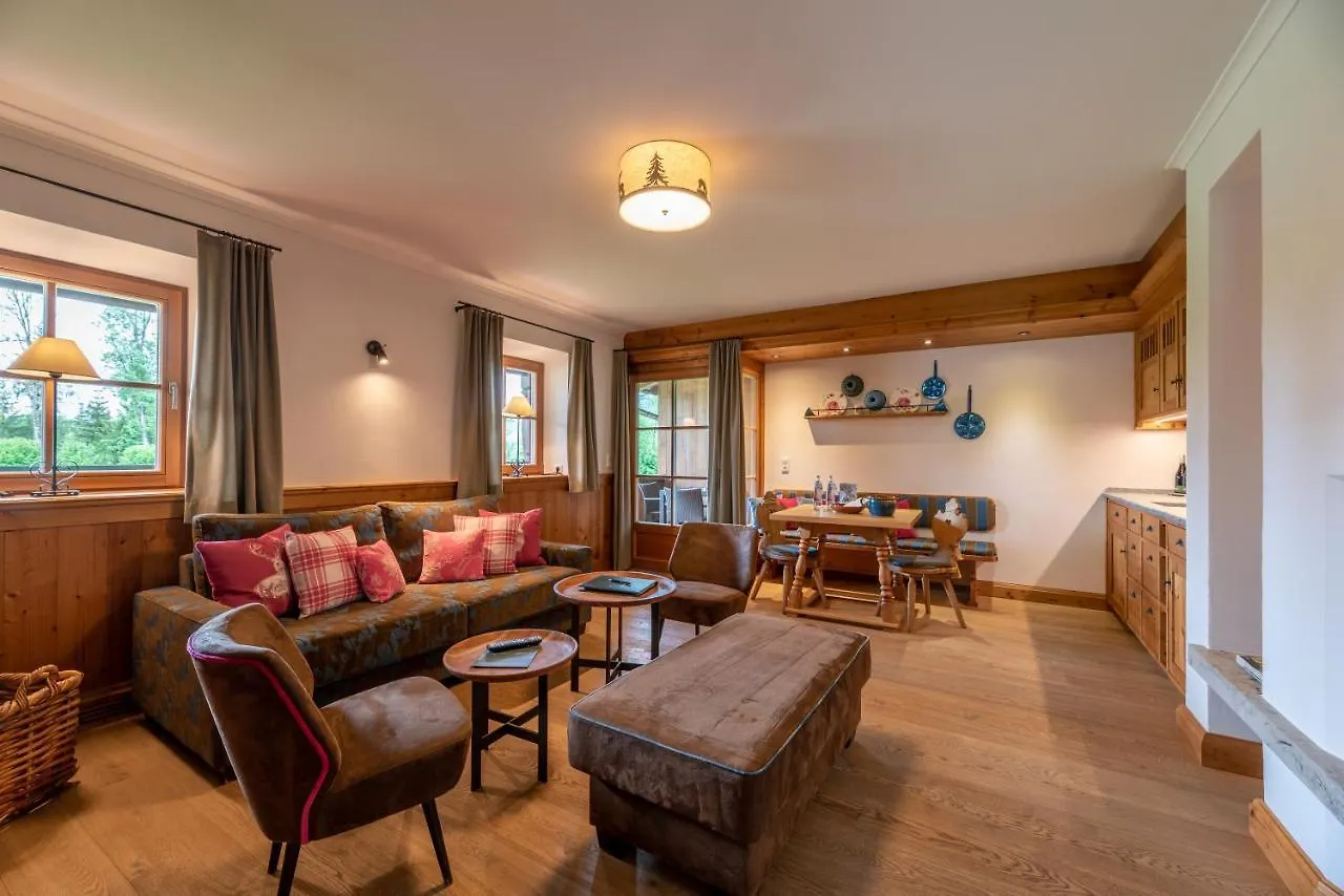 Relais & Chateaux Gut Steinbach Hotel Chalets Spa Райт-им-Винкль